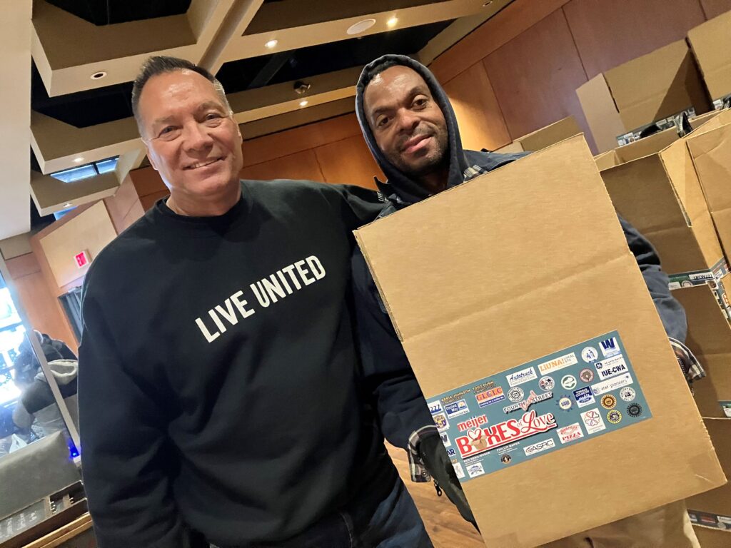 MUW Tim and Nate RESIZE Boxes of Love at Fourth Street Live!