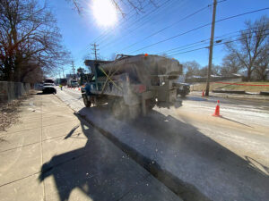 image - salt truck