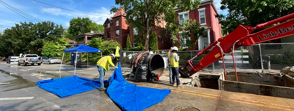 Crews working on Oak Street