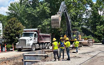 River Rd near River Valley club construction