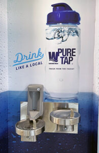 Slugger field bottle fill station