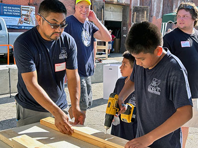 SIHP Build a bed volunteers