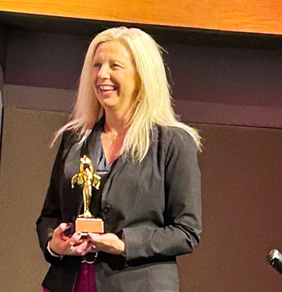 Kelley with HOF award