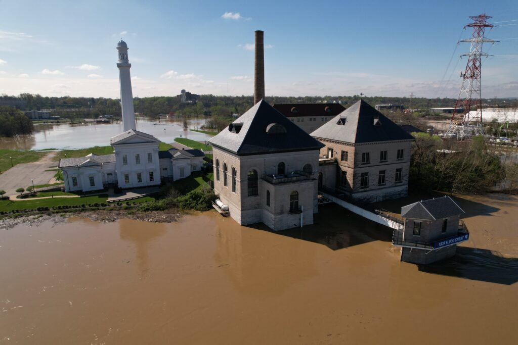 Ohio River crests after April 2025 historic flooding