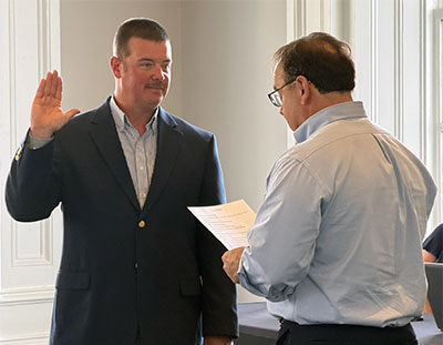Jeremy Raney being sworn in